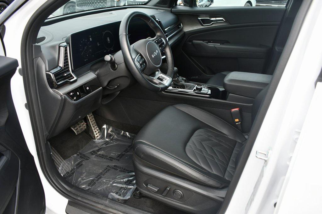 used 2025 Kia Sportage car, priced at $33,822