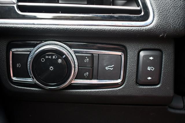 used 2021 Lincoln Navigator car, priced at $49,998