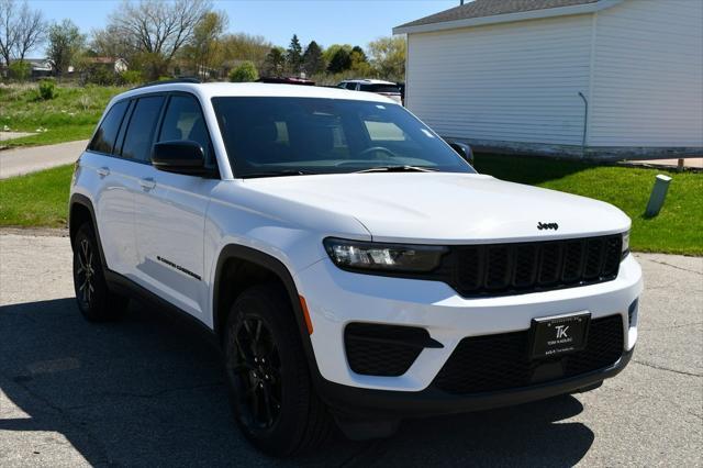 used 2024 Jeep Grand Cherokee car, priced at $38,144