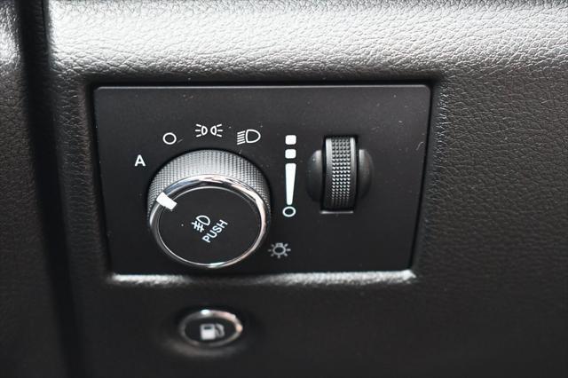 used 2021 Jeep Grand Cherokee car, priced at $27,111
