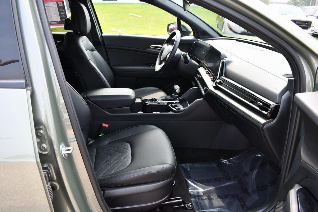 used 2025 Kia Sportage car, priced at $30,188