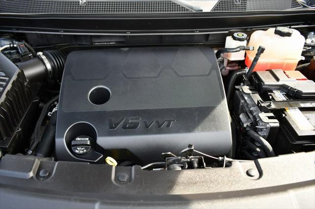 used 2021 Chevrolet Traverse car, priced at $29,544