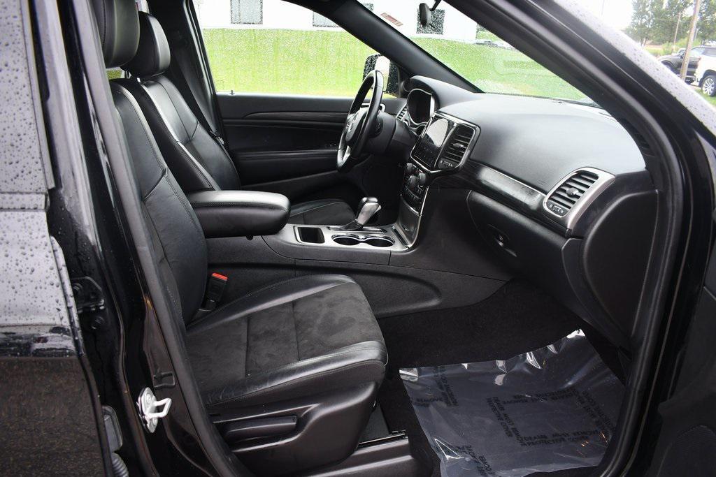 used 2021 Jeep Grand Cherokee car, priced at $26,699