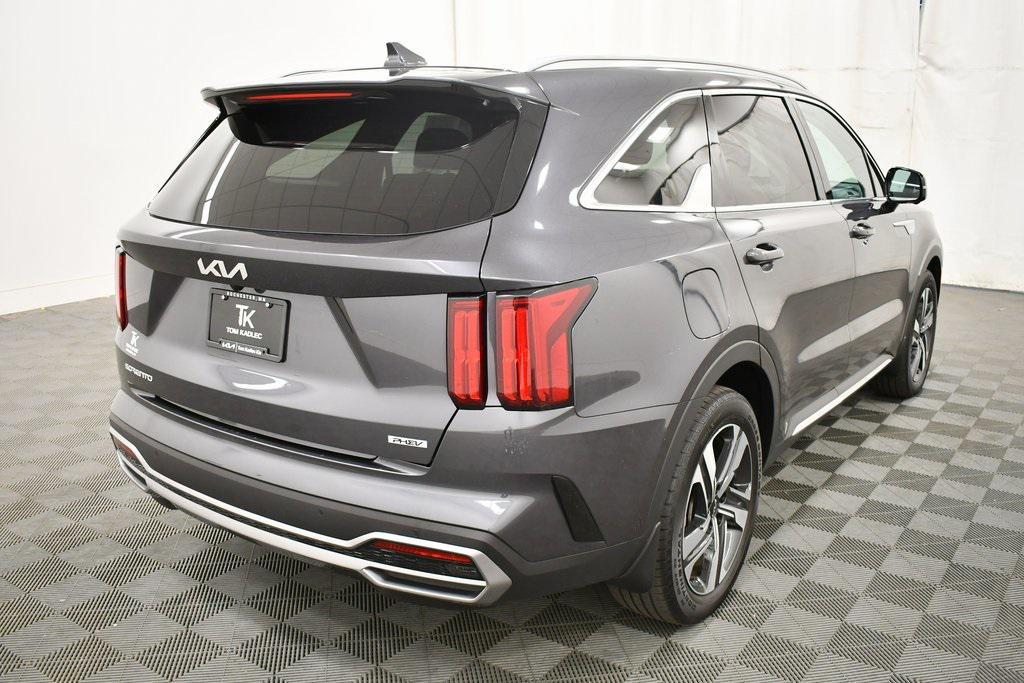 used 2023 Kia Sorento Plug-In Hybrid car, priced at $35,544
