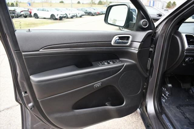 used 2018 Jeep Grand Cherokee car, priced at $14,499