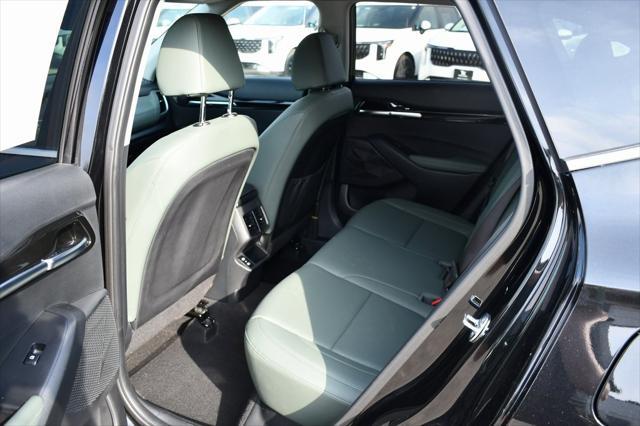 used 2024 Kia Seltos car, priced at $27,999