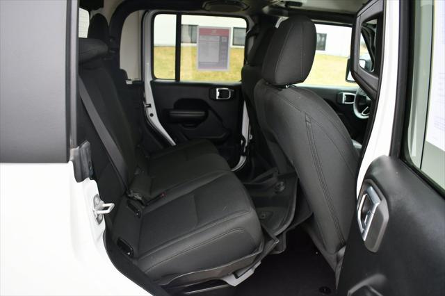 used 2021 Jeep Gladiator car, priced at $33,288