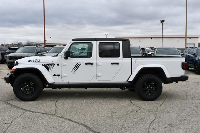 used 2021 Jeep Gladiator car, priced at $33,288