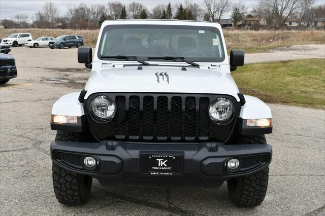 used 2021 Jeep Gladiator car, priced at $33,288