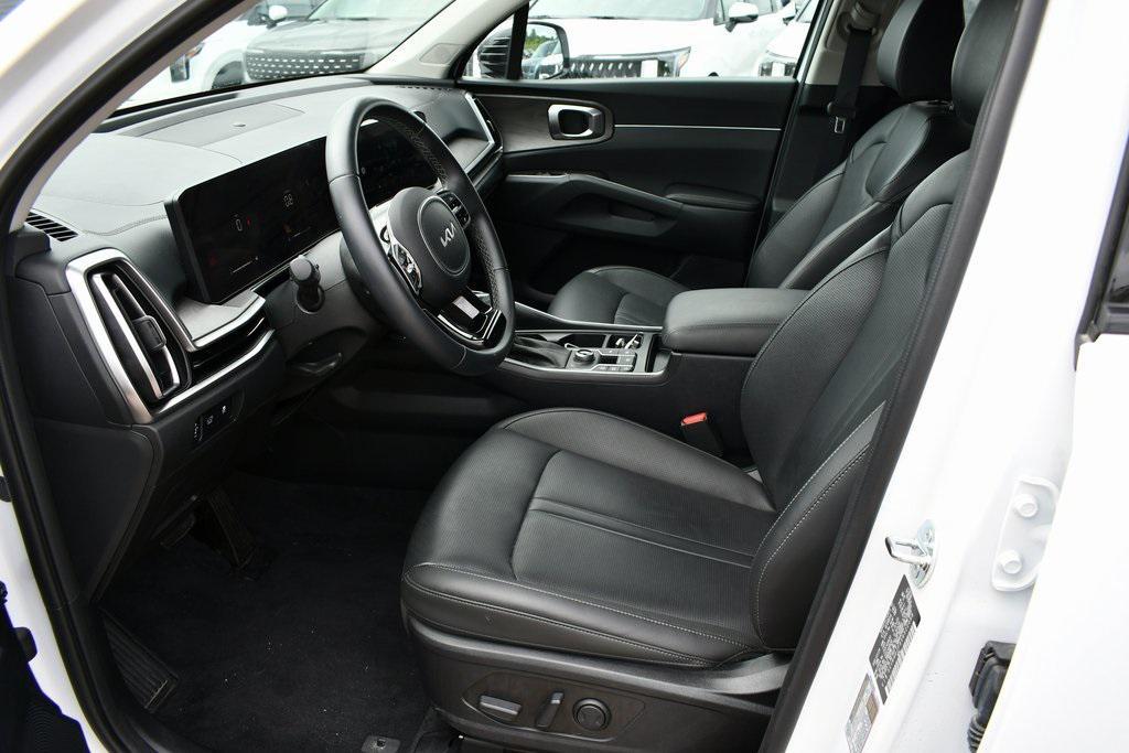 used 2025 Kia Sorento car, priced at $38,688