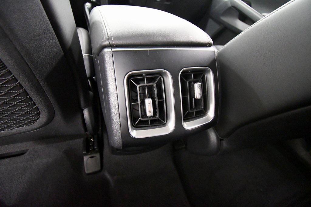 used 2024 Kia Sorento car, priced at $27,944