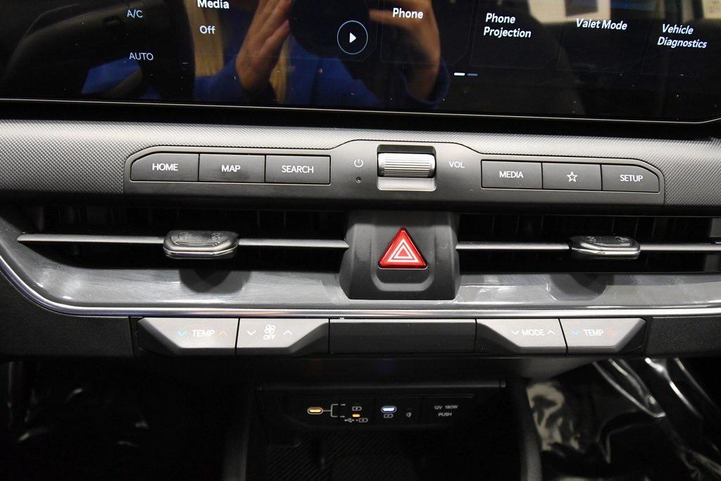 used 2025 Kia K4 car, priced at $24,299