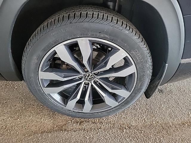 used 2022 Volkswagen Atlas car, priced at $23,304