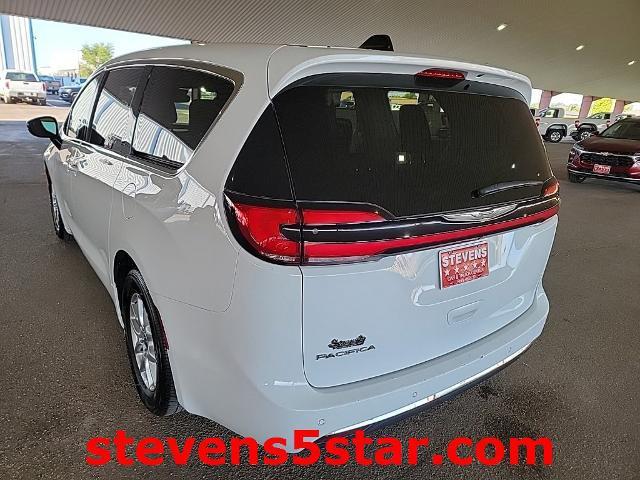 used 2024 Chrysler Pacifica car, priced at $29,659