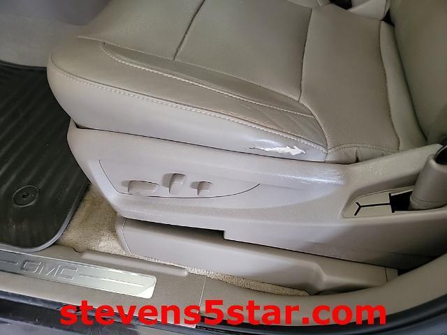 used 2015 GMC Yukon car, priced at $10,878