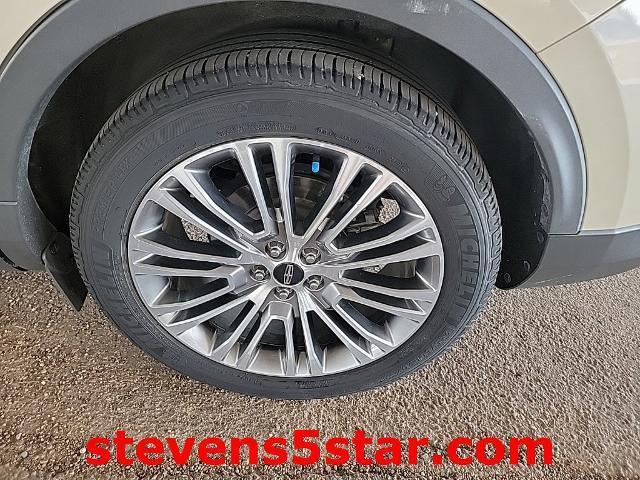 used 2016 Lincoln MKX car, priced at $17,406