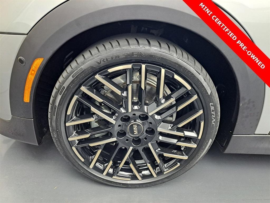 used 2025 MINI Hardtop car, priced at $32,529