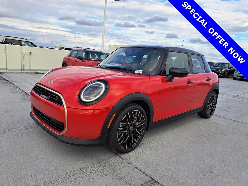 new 2025 MINI Hardtop car, priced at $37,595