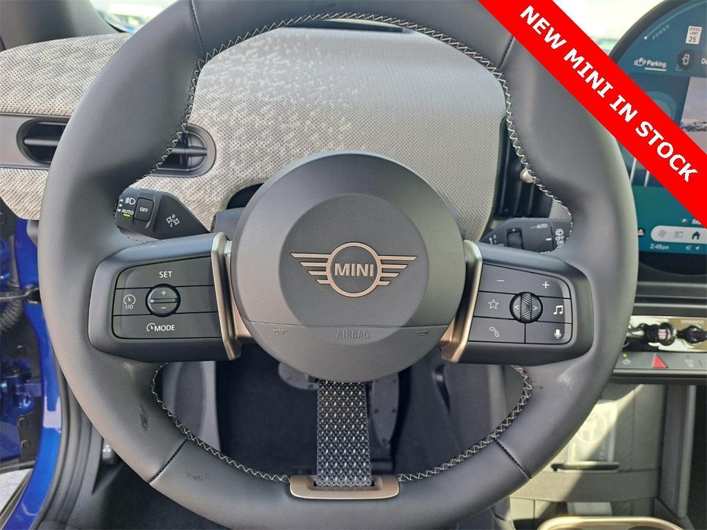 new 2025 MINI Hardtop car, priced at $37,145
