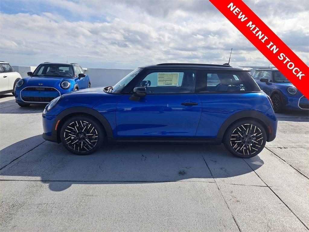 new 2025 MINI Hardtop car, priced at $37,145
