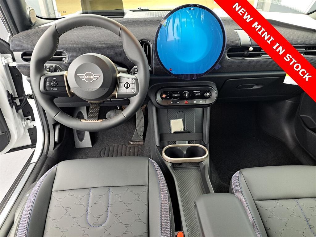 new 2025 MINI Hardtop car, priced at $37,960