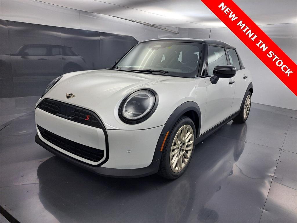 new 2025 MINI Hardtop car, priced at $37,960