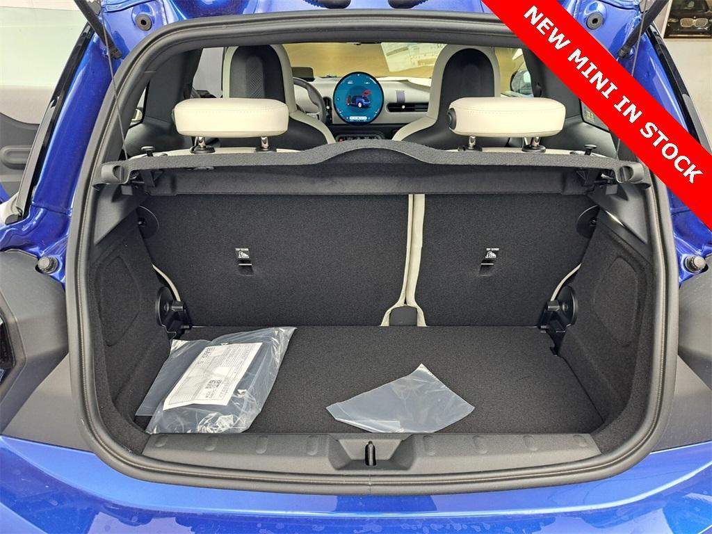 new 2025 MINI Hardtop car, priced at $38,630