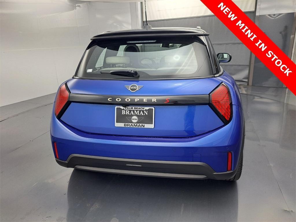 new 2025 MINI Hardtop car, priced at $38,630
