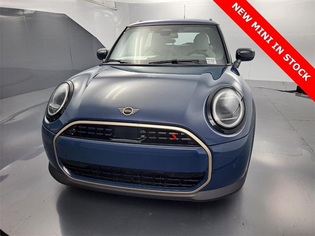 new 2025 MINI Hardtop car, priced at $37,825