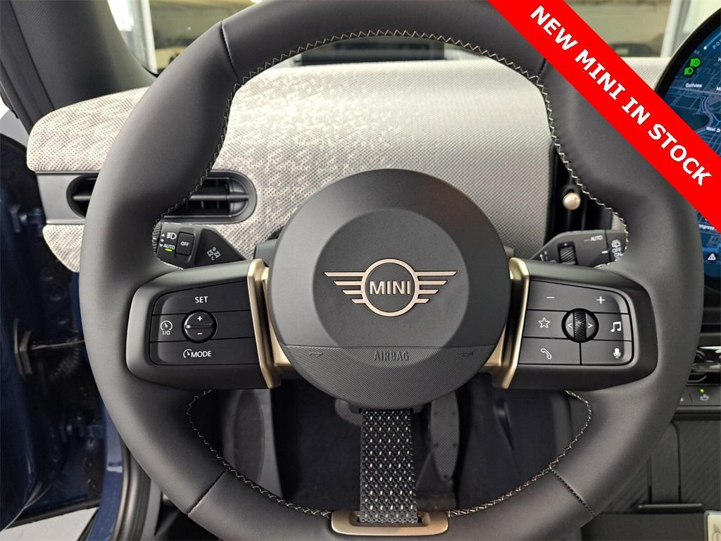 new 2025 MINI Hardtop car, priced at $37,825