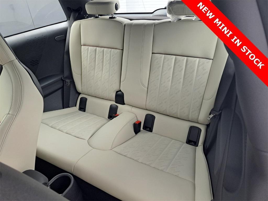 new 2025 MINI Hardtop car, priced at $37,825