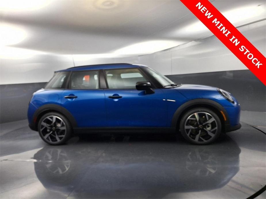 new 2025 MINI Hardtop car, priced at $38,995