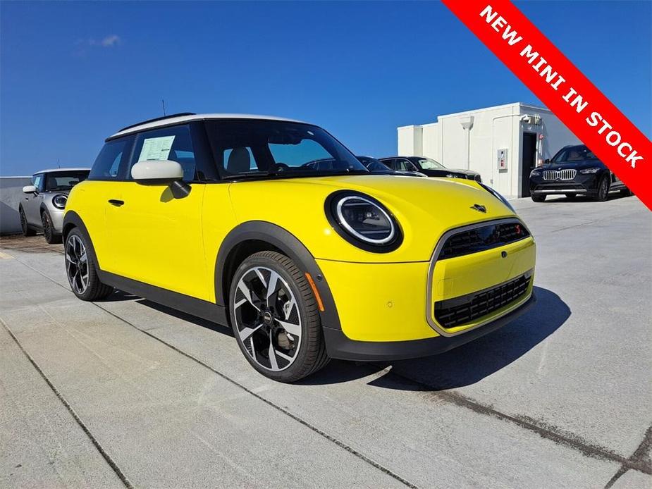 new 2025 MINI Hardtop car, priced at $38,545