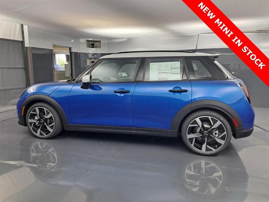 new 2025 MINI Hardtop car, priced at $38,230