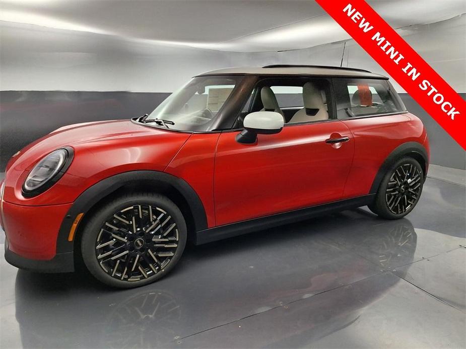 new 2025 MINI Hardtop car, priced at $34,195