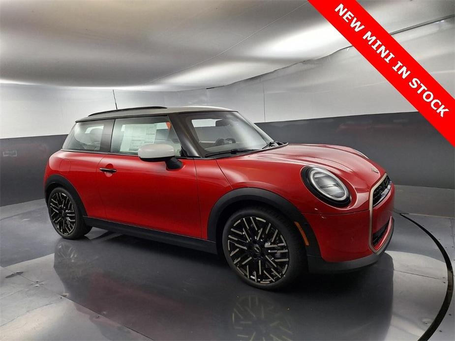 new 2025 MINI Hardtop car, priced at $34,195