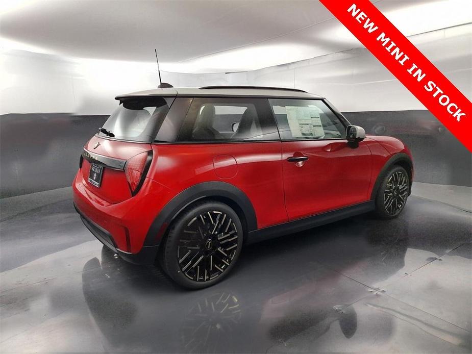 new 2025 MINI Hardtop car, priced at $34,195