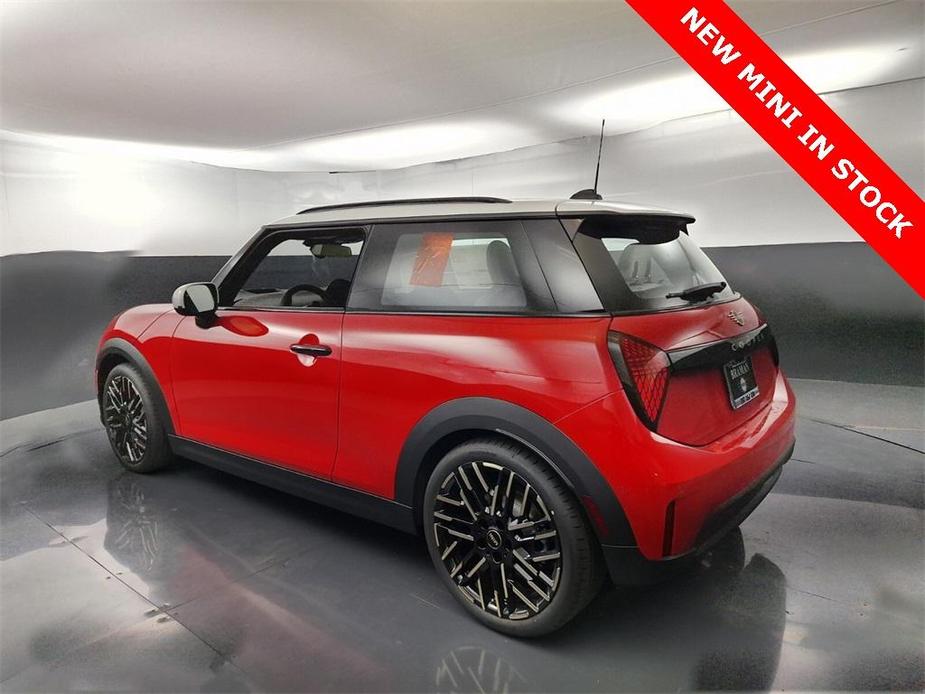 new 2025 MINI Hardtop car, priced at $34,195