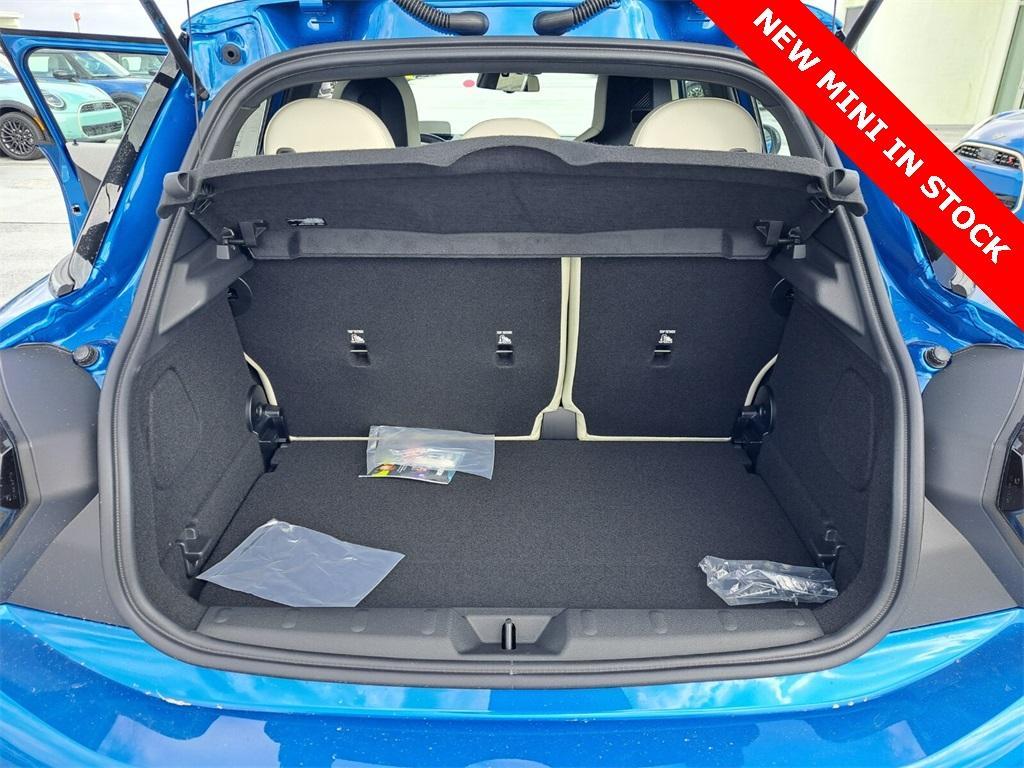 new 2025 MINI Hardtop car, priced at $39,175