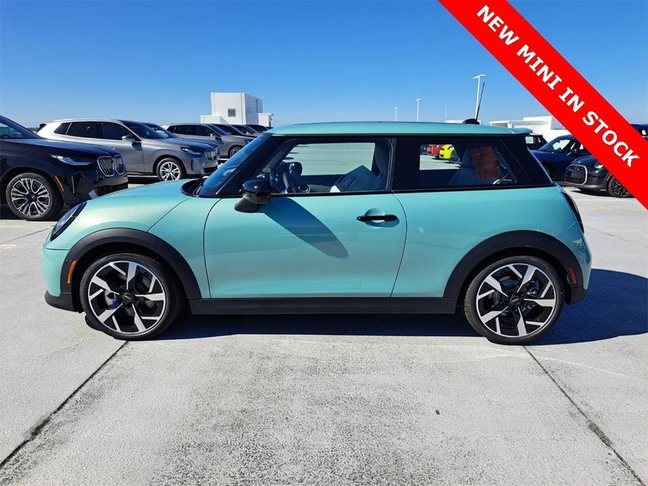 new 2025 MINI Hardtop car, priced at $38,295