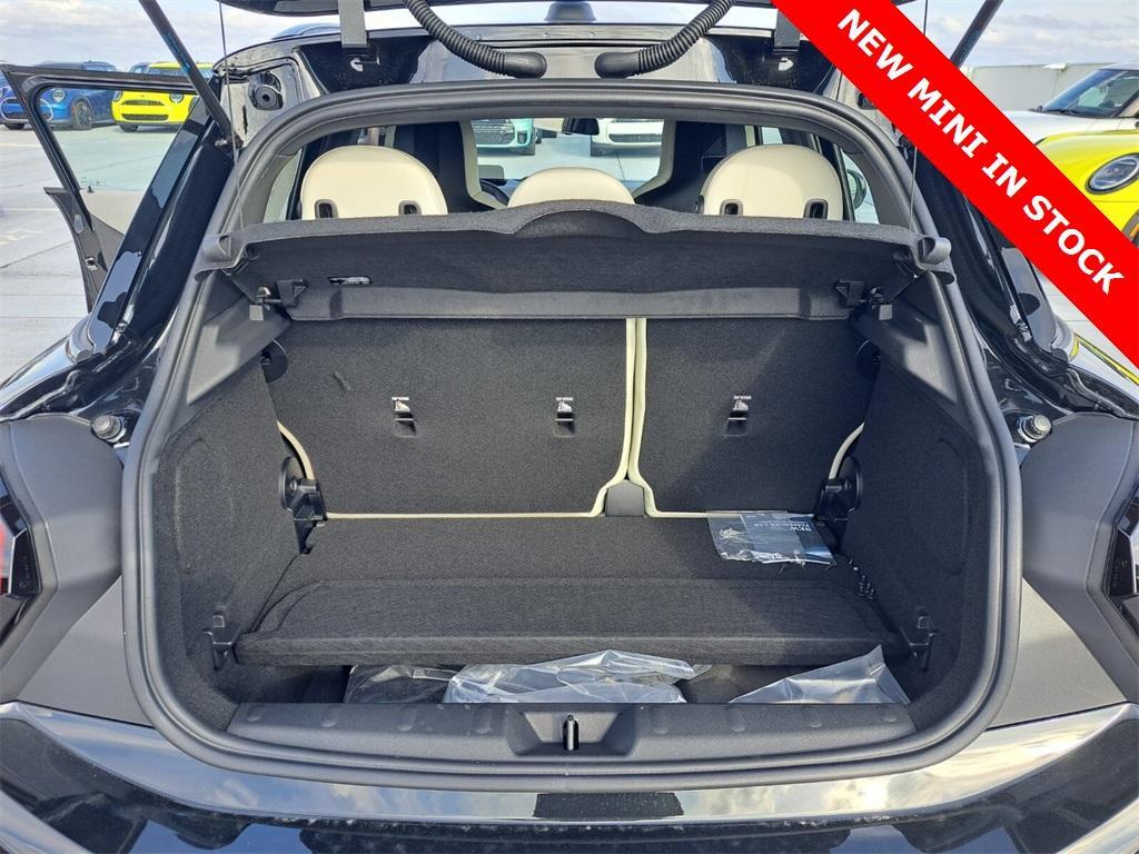 new 2025 MINI Hardtop car, priced at $38,695