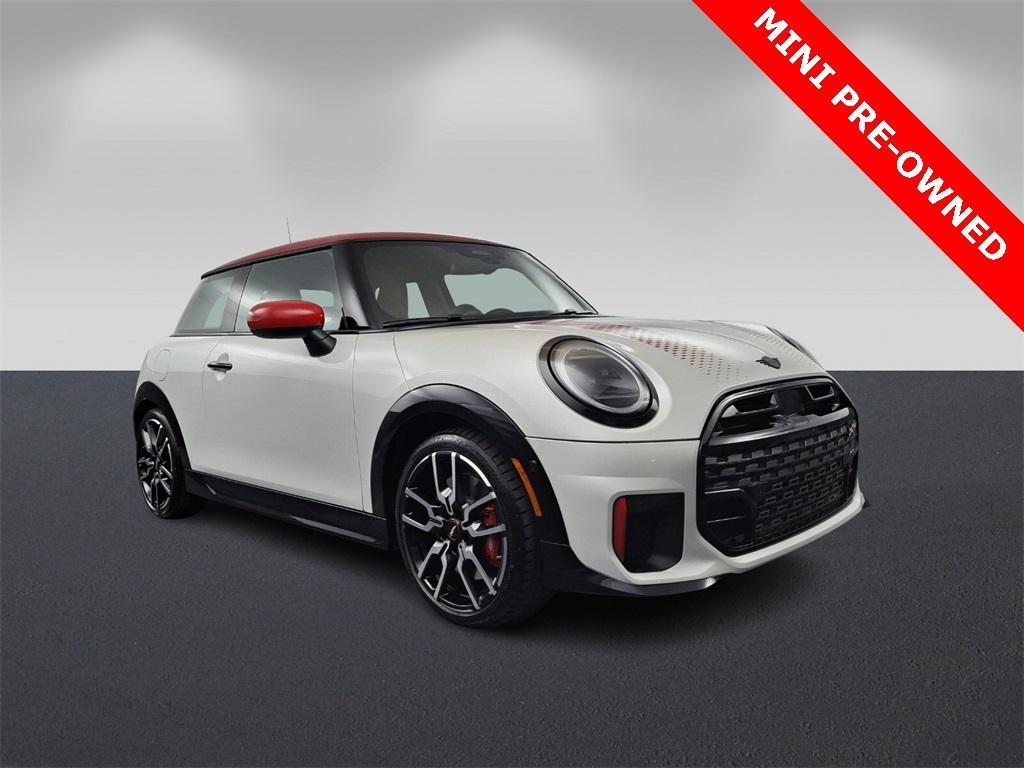 used 2025 MINI Hardtop car, priced at $38,995