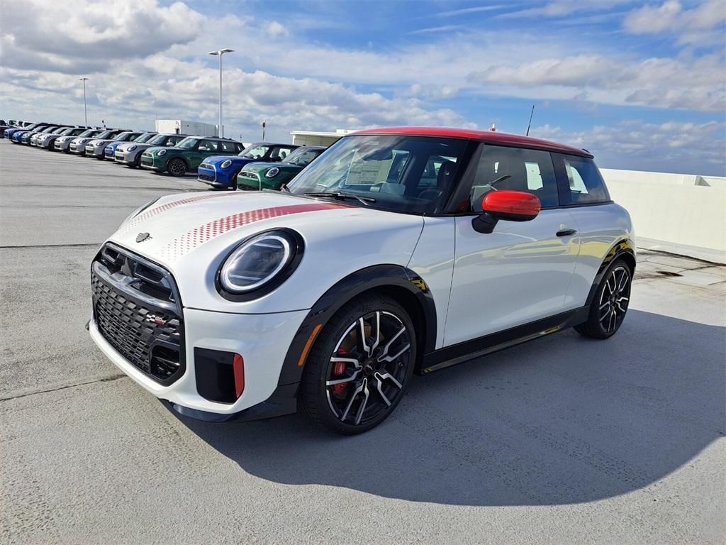 new 2025 MINI Hardtop car, priced at $44,195