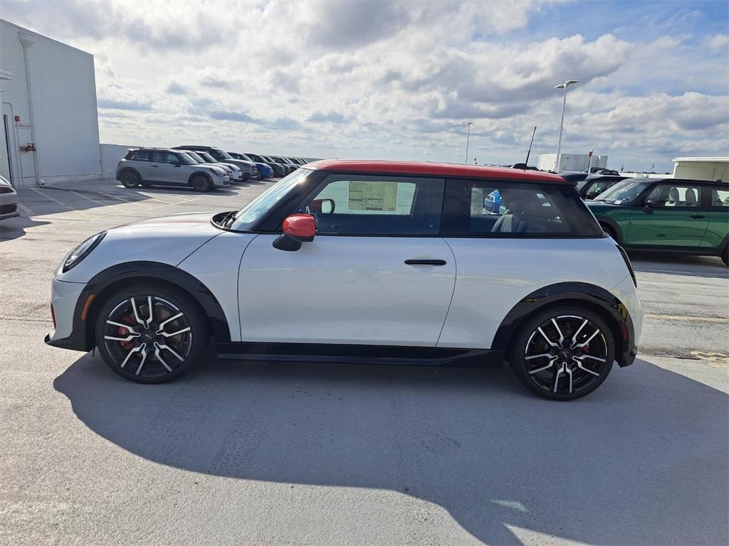 new 2025 MINI Hardtop car, priced at $44,195