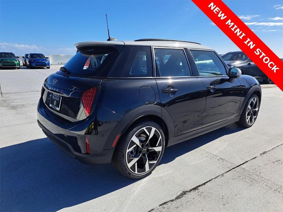 new 2025 MINI Hardtop car, priced at $38,695