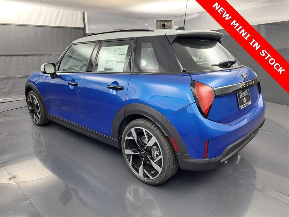 new 2025 MINI Hardtop car, priced at $39,630