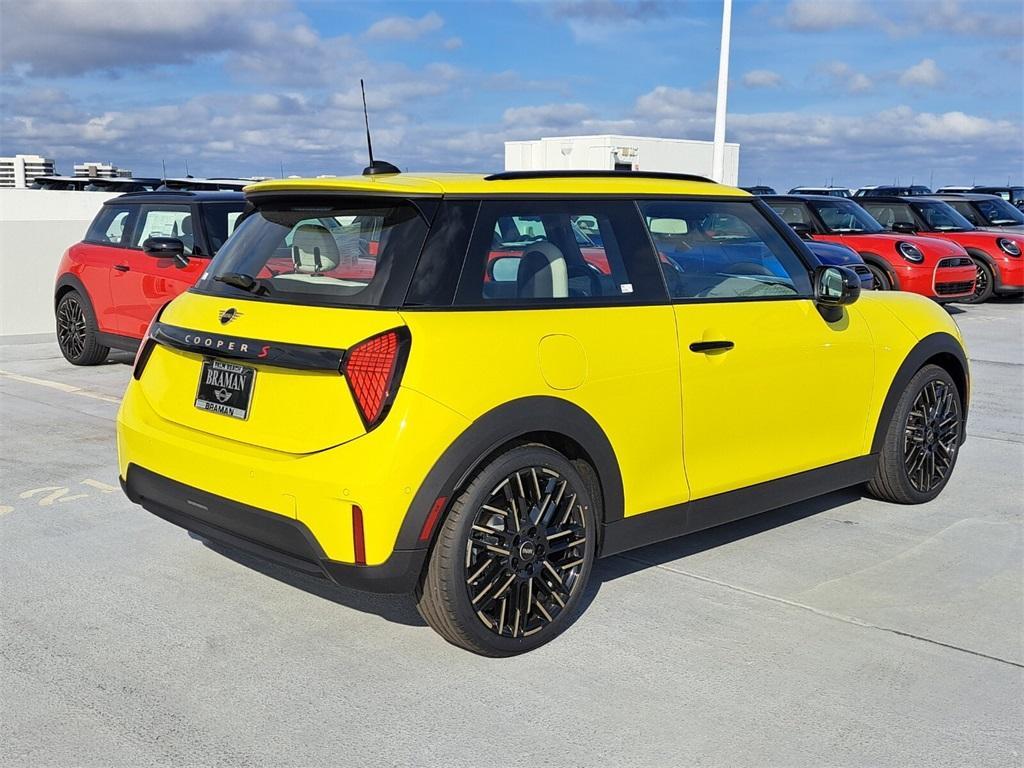 new 2025 MINI Hardtop car, priced at $37,145