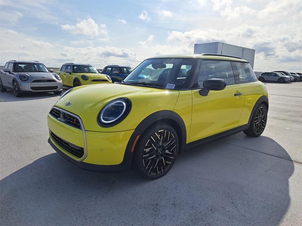 new 2025 MINI Hardtop car, priced at $37,145