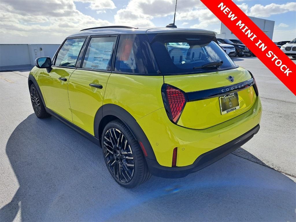 new 2025 MINI Hardtop car, priced at $38,145