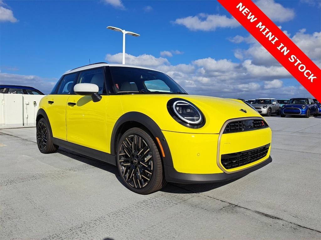 new 2025 MINI Hardtop car, priced at $38,145